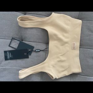 Bo and tee sports bra